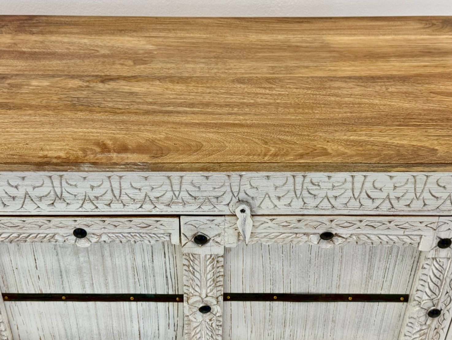 4 door sideboard