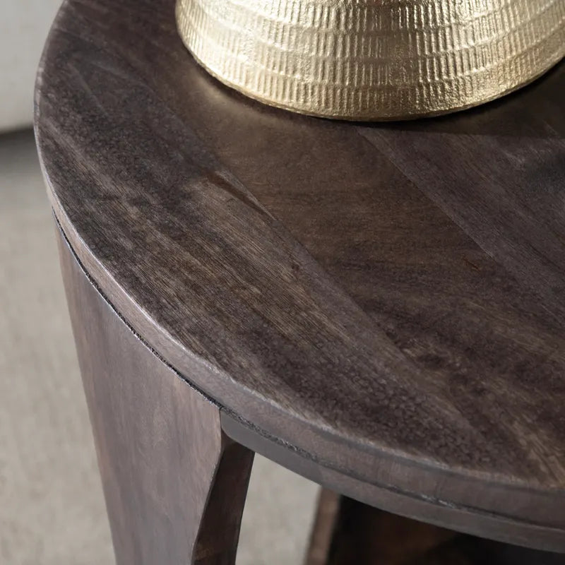 Bowtie end table