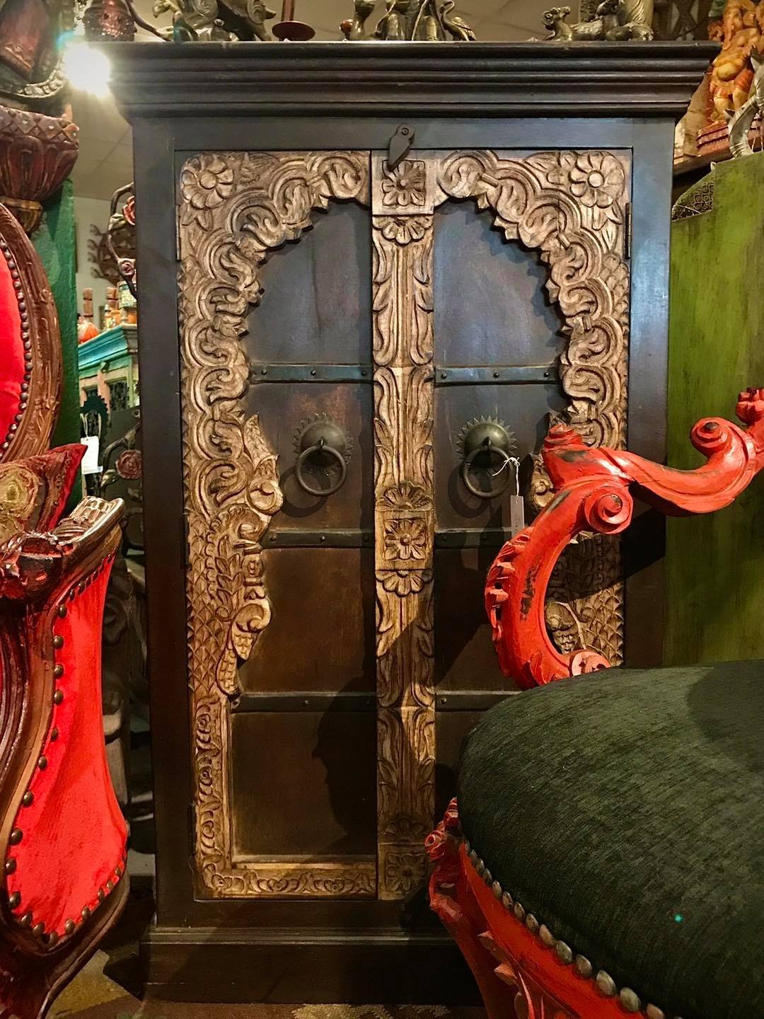 Carving door cabinet