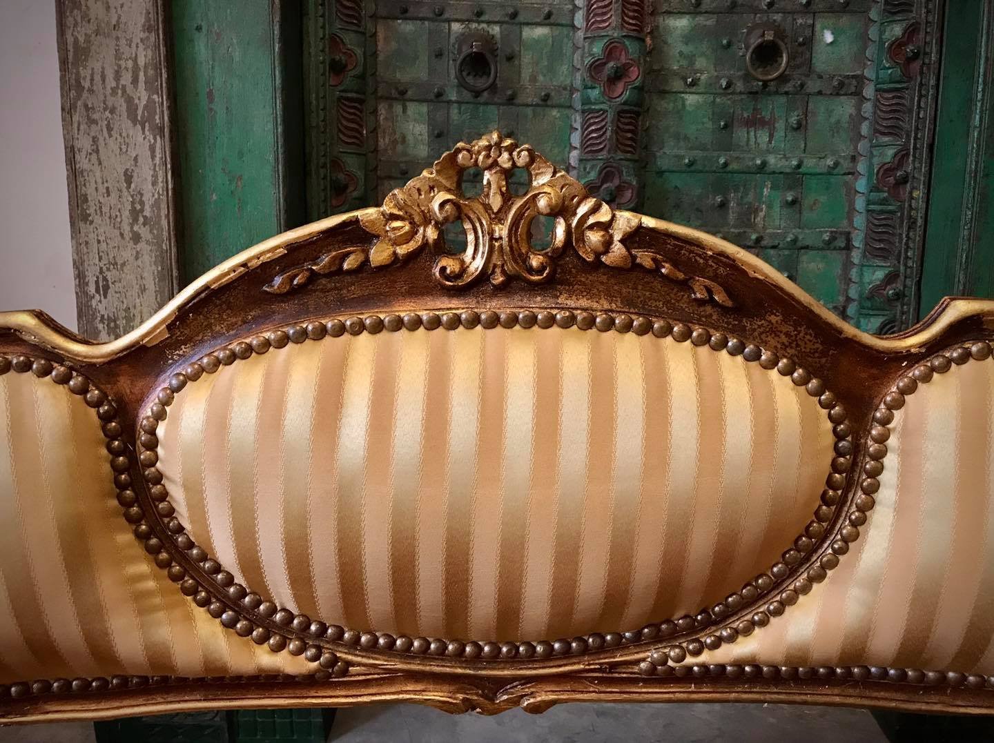 French Style sofa set