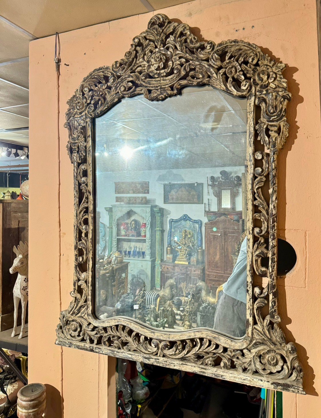 Hanging wall mirrors