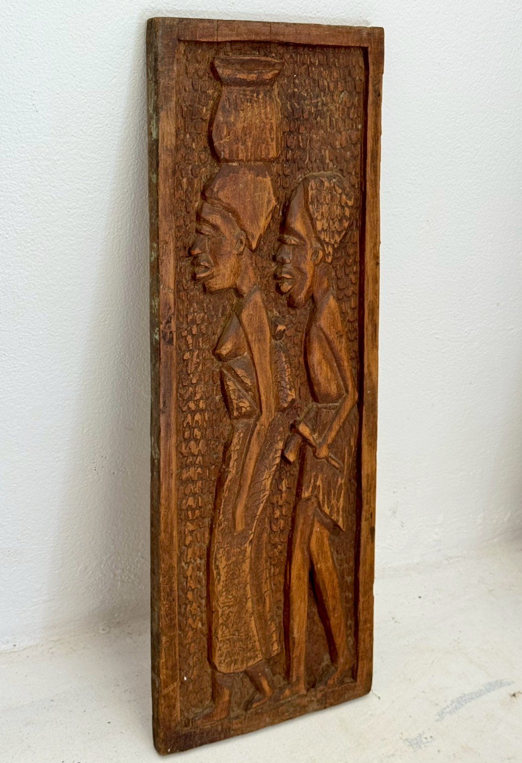 Native Carved Wood Panel – Hand-Carved Tribal Figures Wooden Panel with Rustic Patina W22 x D3 x H64 cm