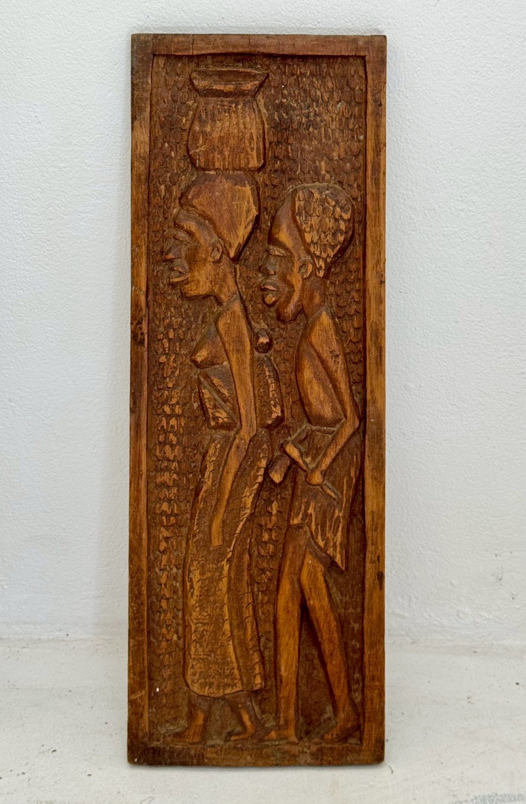 Native Carved Wood Panel – Hand-Carved Tribal Figures Wooden Panel with Rustic Patina W22 x D3 x H64 cm