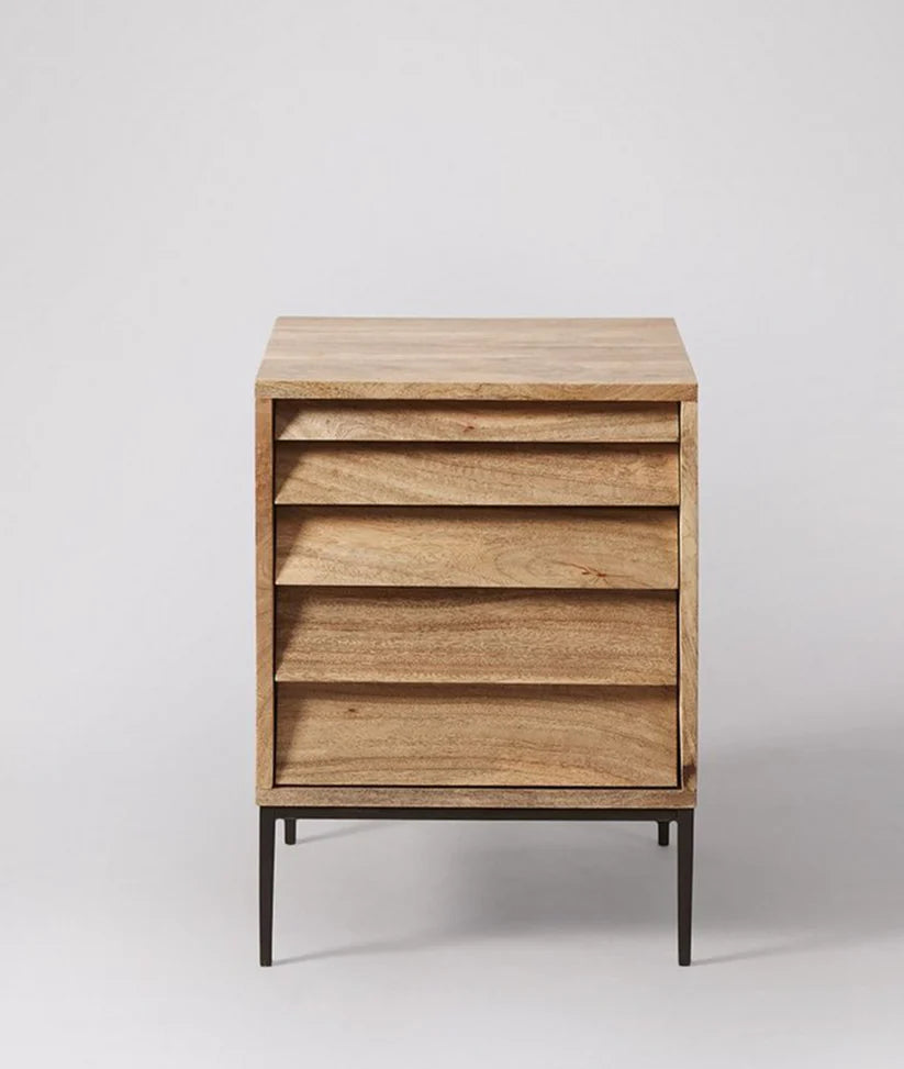 Mango Wood Iron Legs table