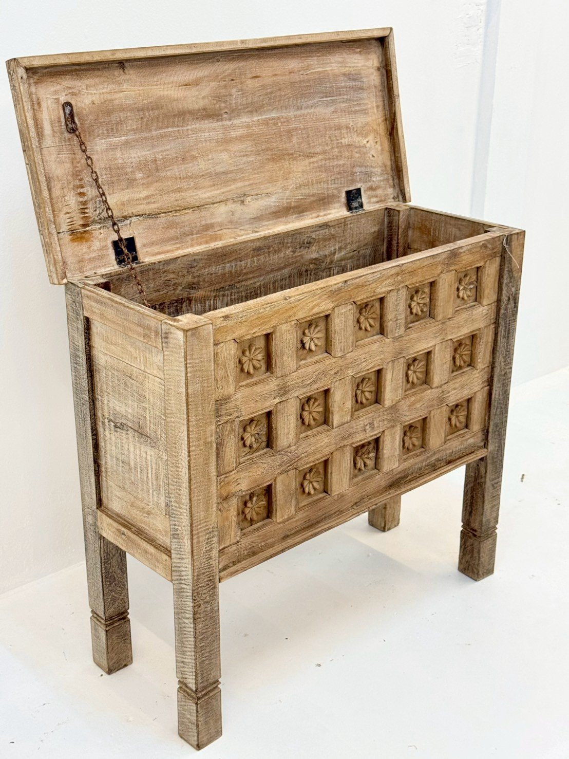 Sanduk console table