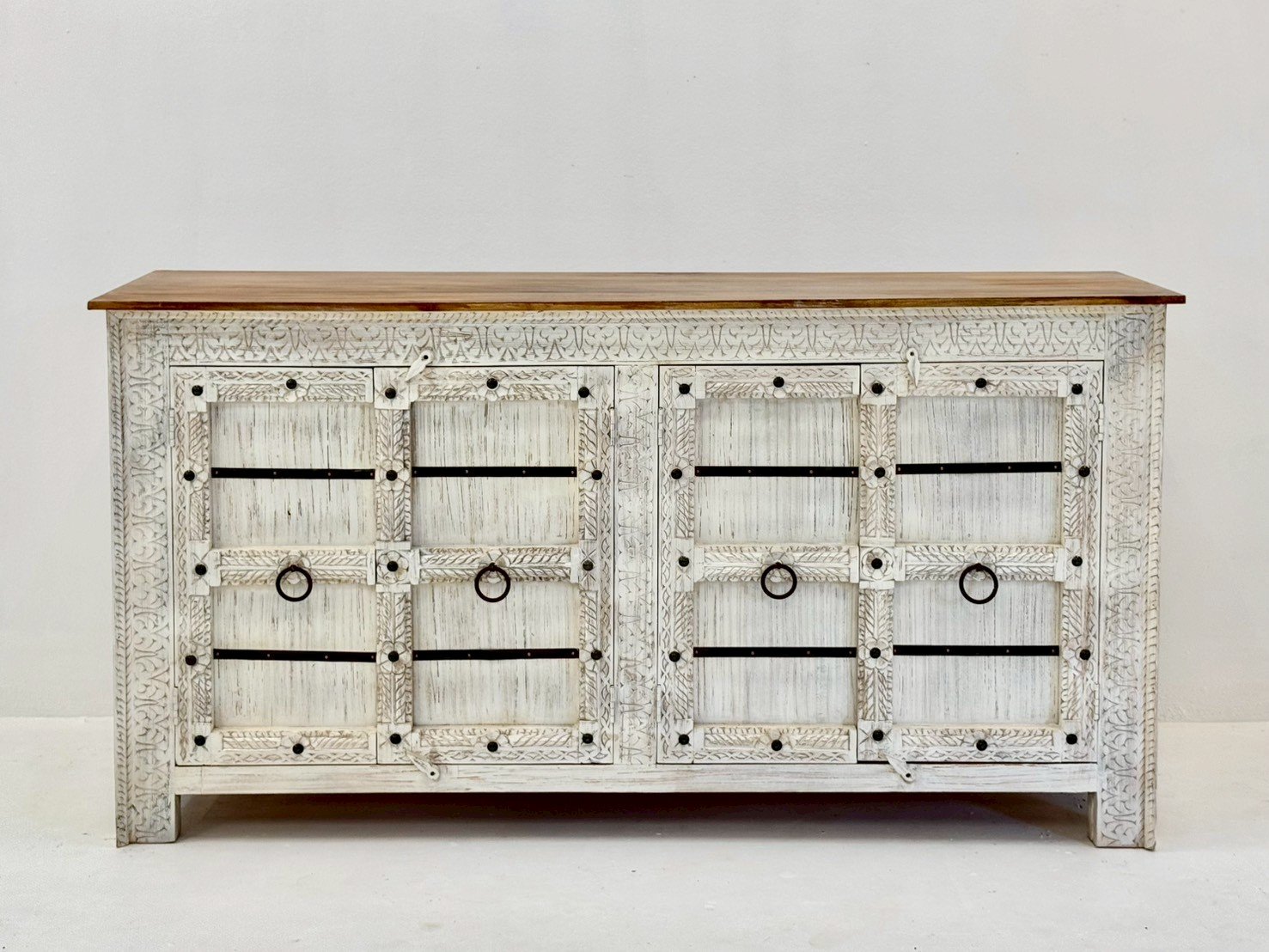  Sideboards