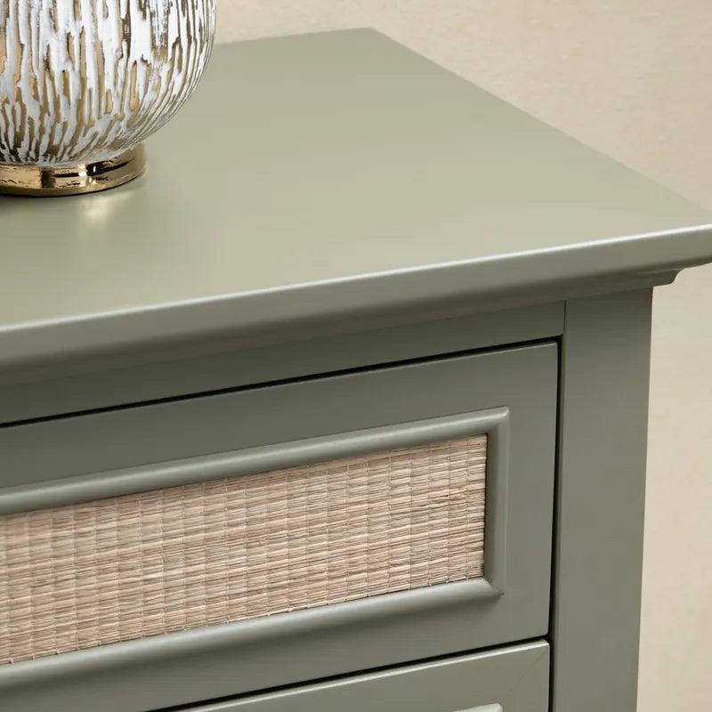 Tapered leg sideboard