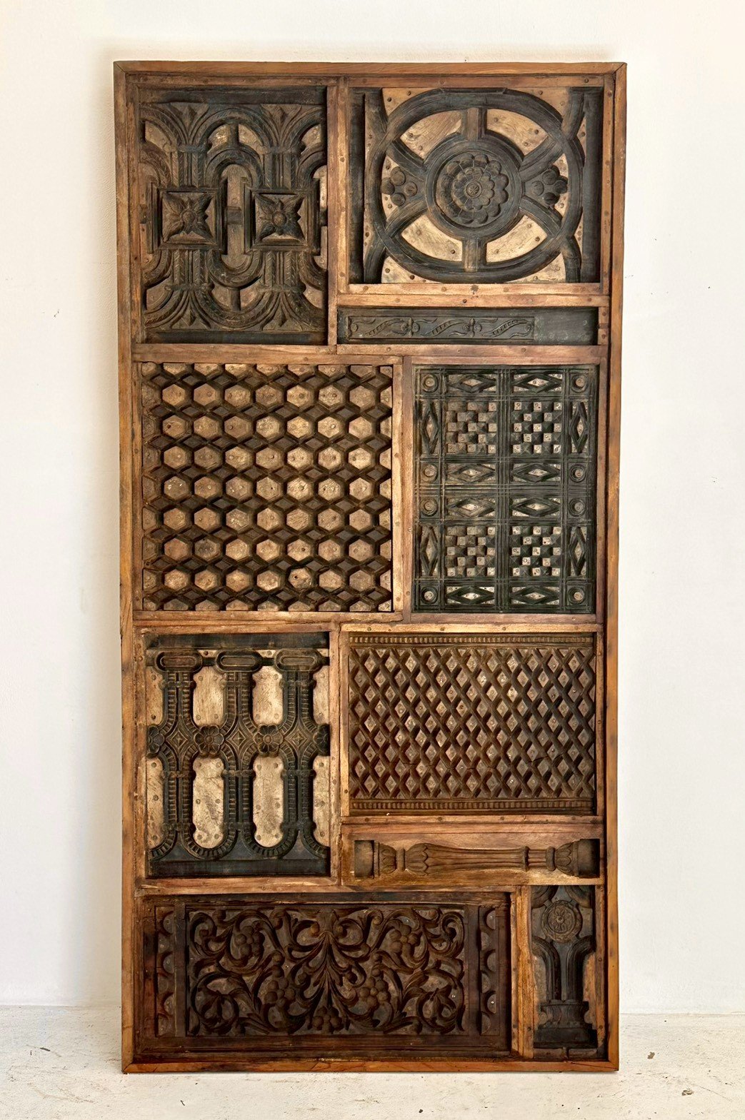 WOODEN PANELS FOR HOME