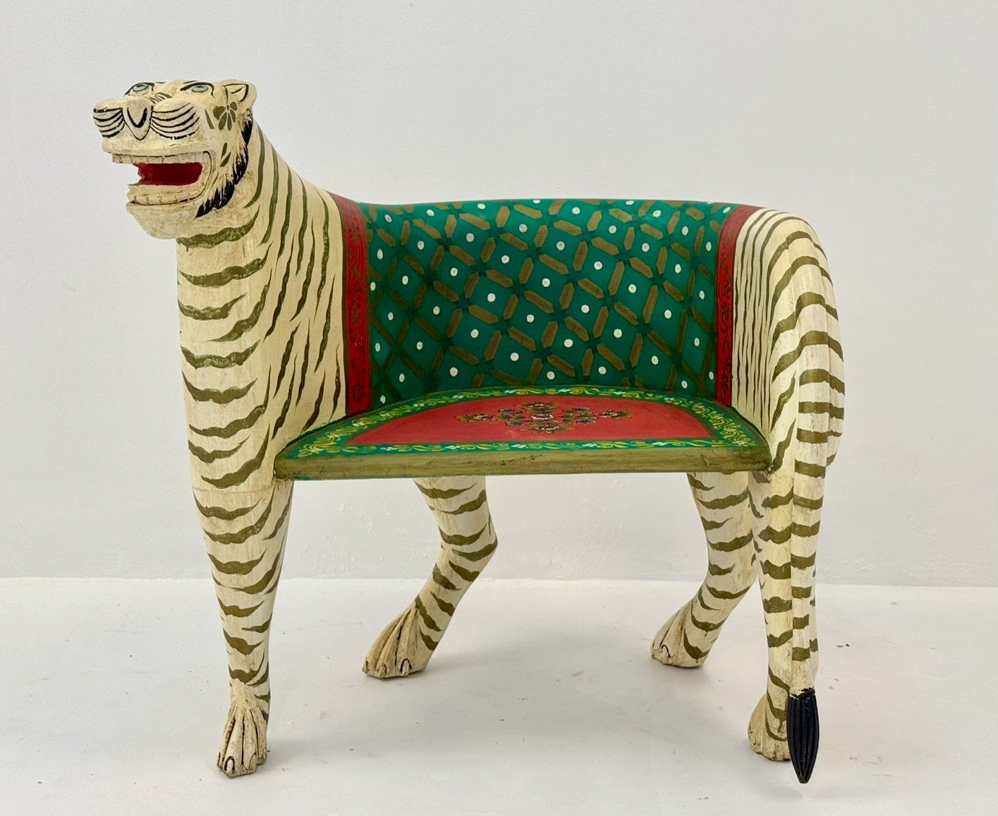 accent chair