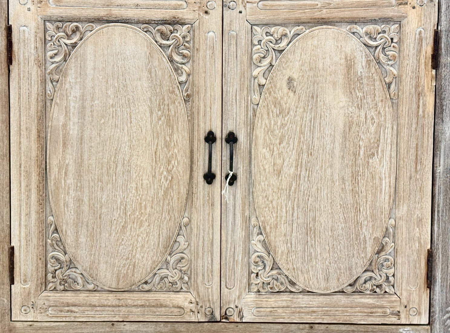 Aethel Cabinet – Four-Door Cabinet with Open Bottom Shelving, Distressed Oval Panel Frames, Weathered Bleached Whitewashed Finish, W189 x D41 x H124 cm - RIVO HOMES