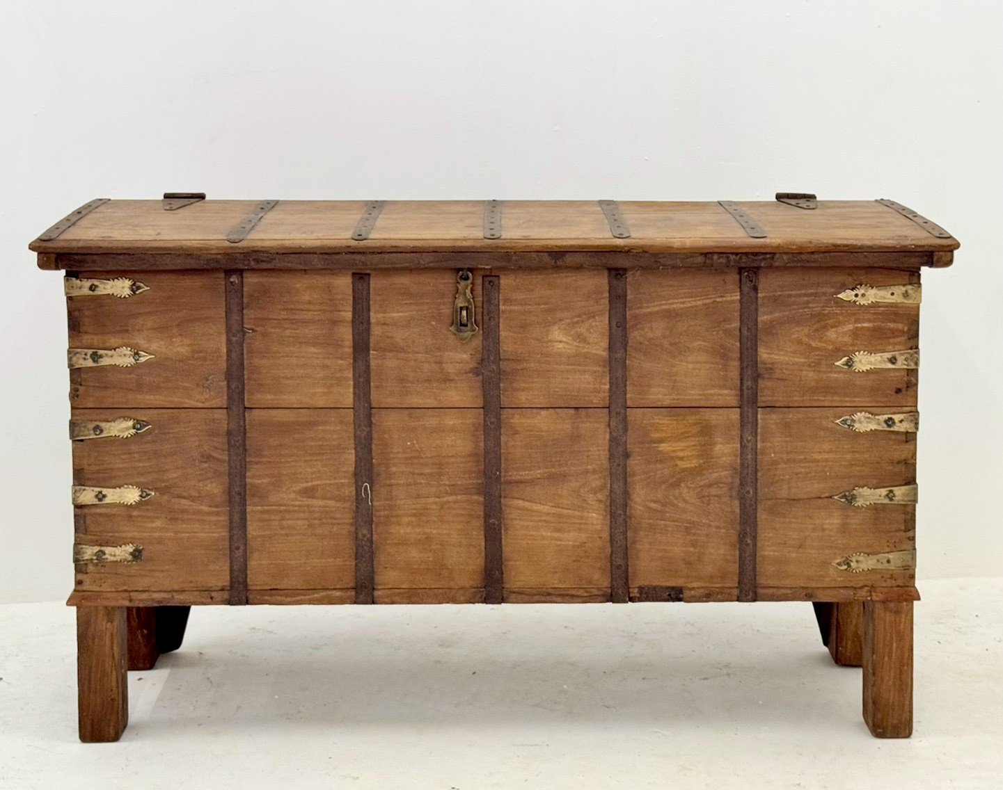 antique design trunk