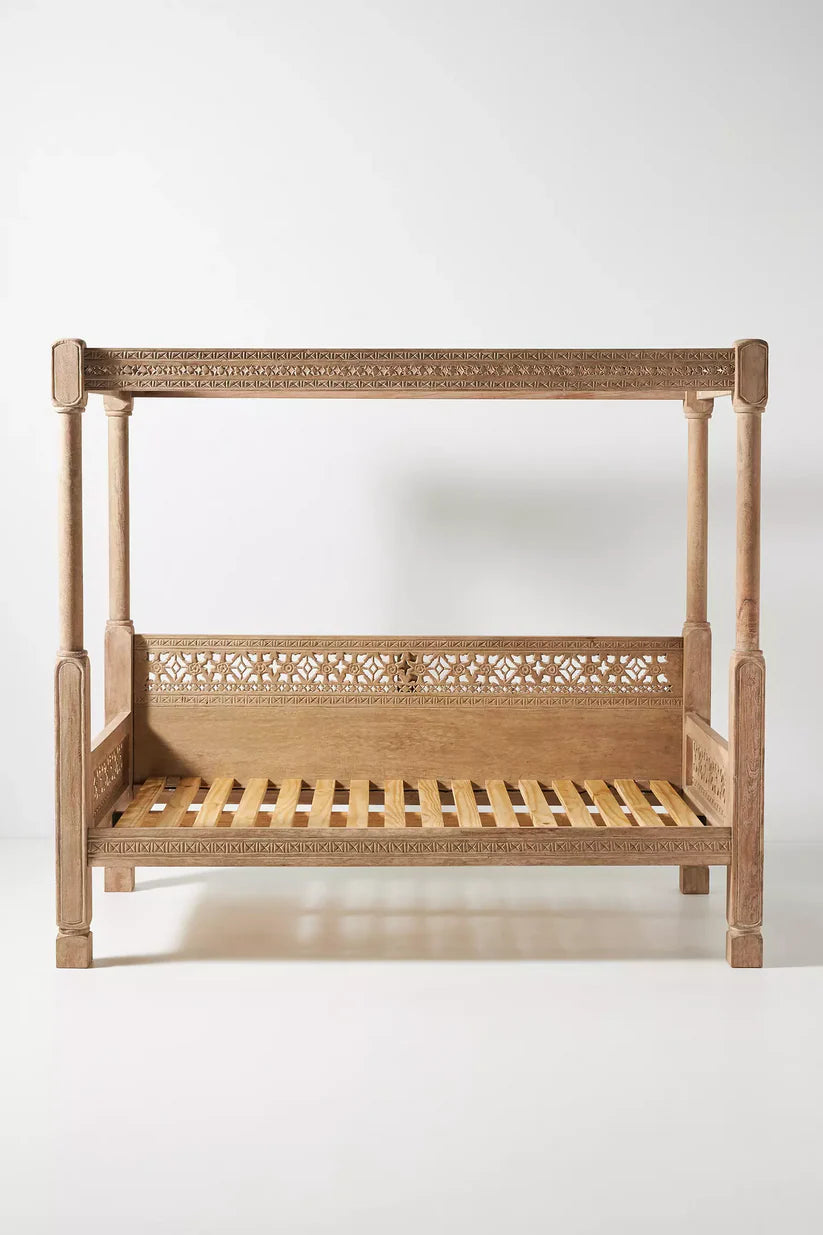 antique style daybed
