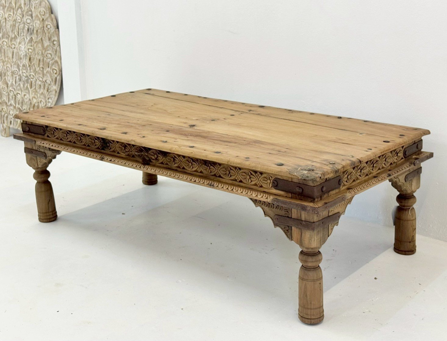 Barn Village Coffee Table 160 cm Wide – Thick Plank Top with Aged Patina, Turned Wooden Legs, Solid Mango Wood, Rustic Farmhouse Coffee Table for Living Rooms - RIVO HOMES