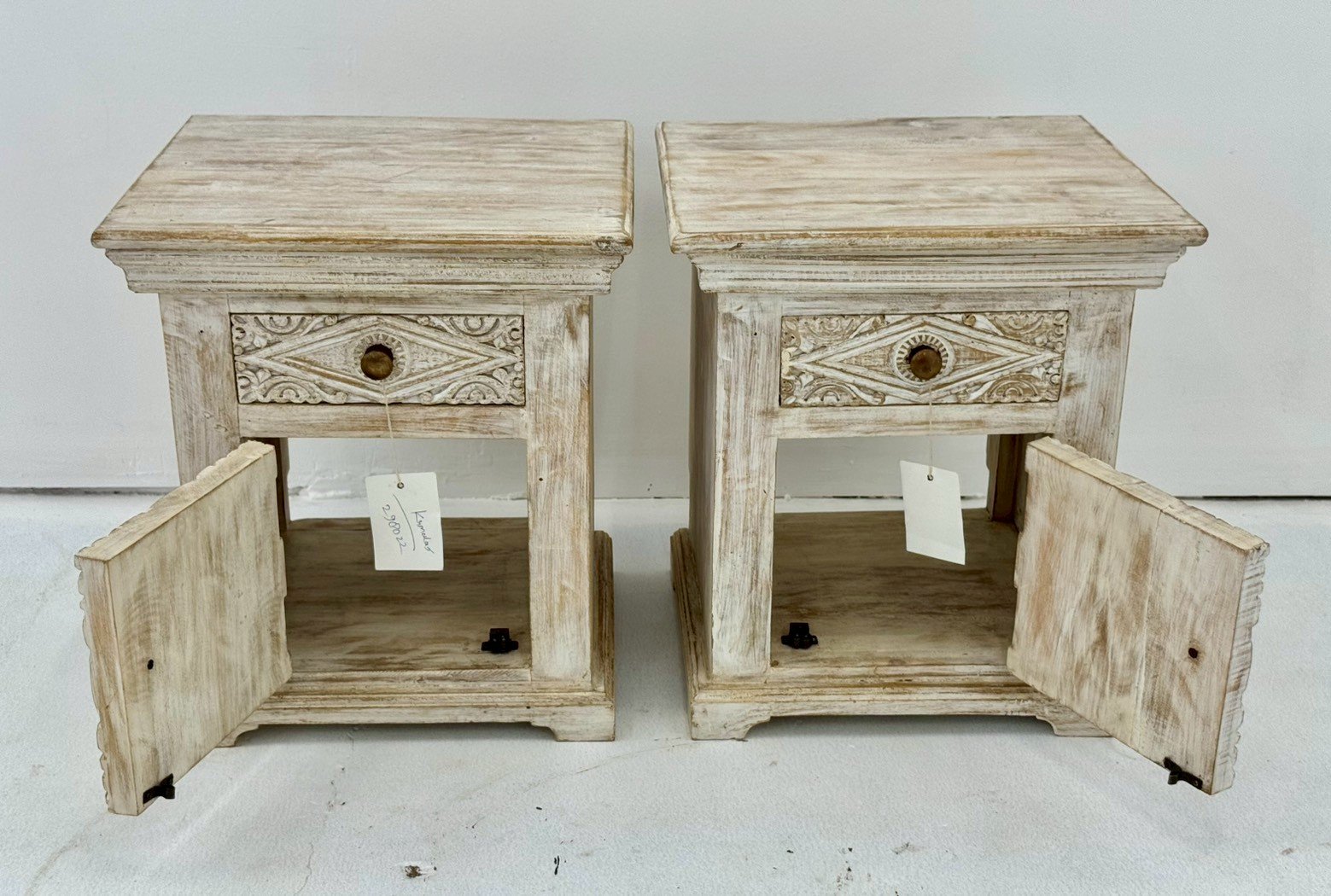  bedside cabinets set