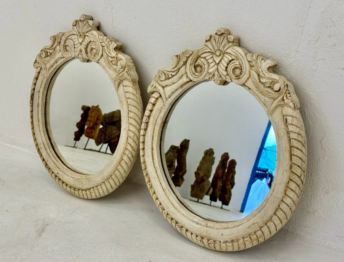 Braided Circular Wooden Frame Mirror – Carved Mirror Frames in Distressed White W39 x D3 x H44 cm - RIVO HOMES