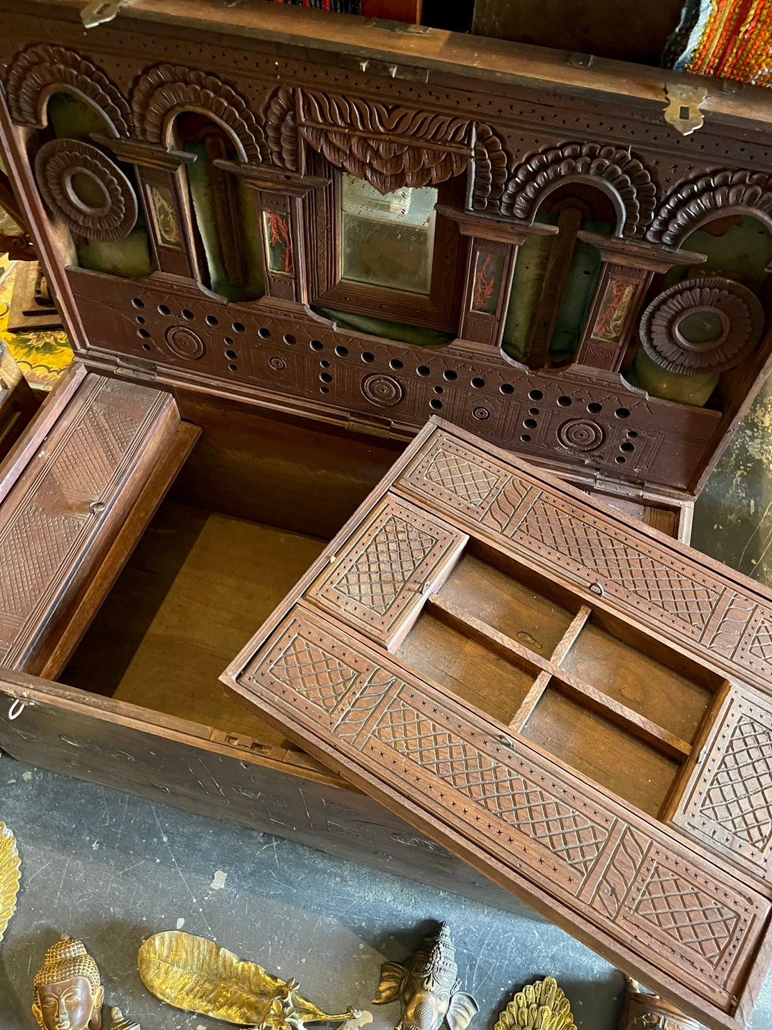 brass decor trunk
