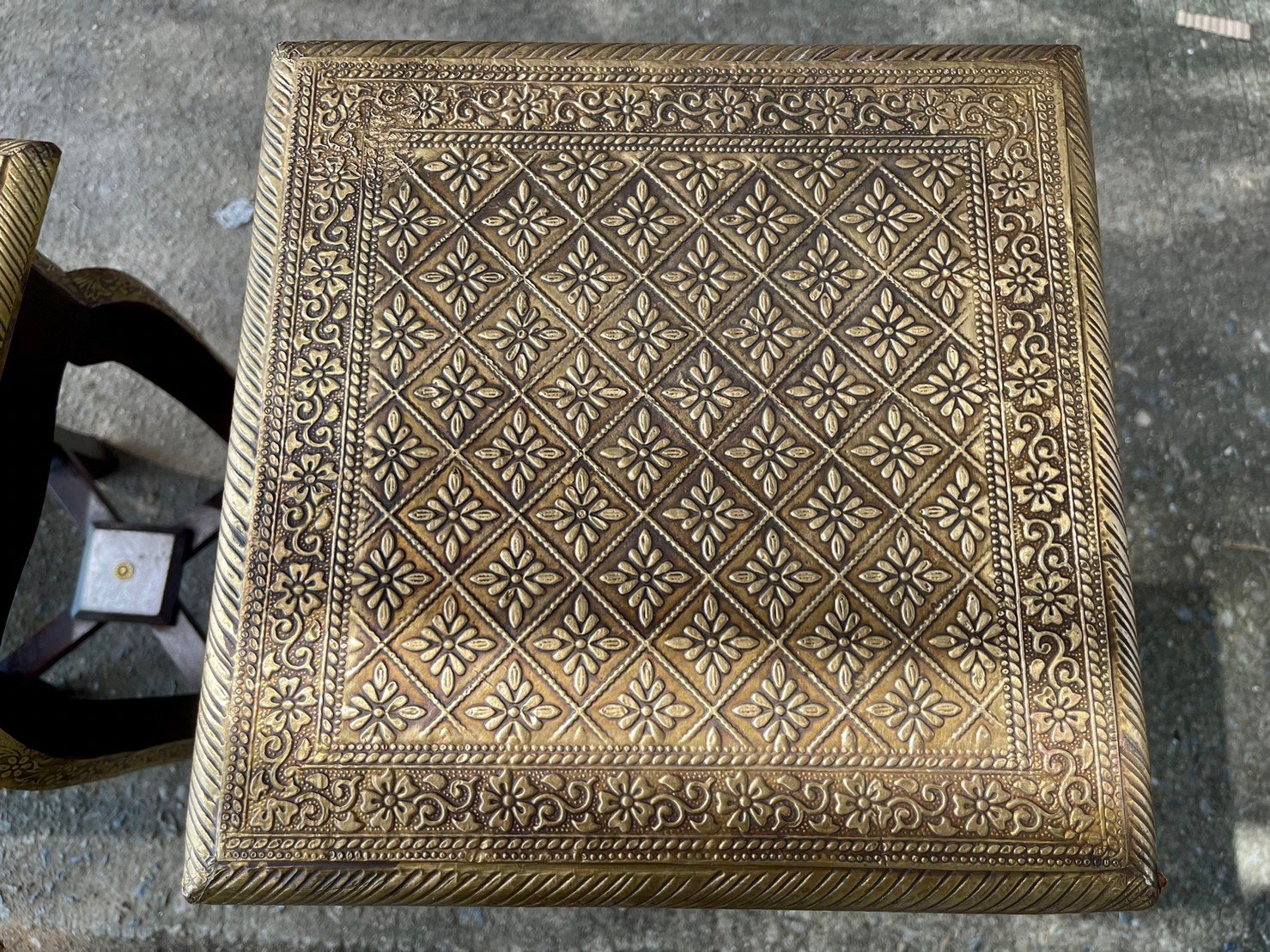 brass design tables