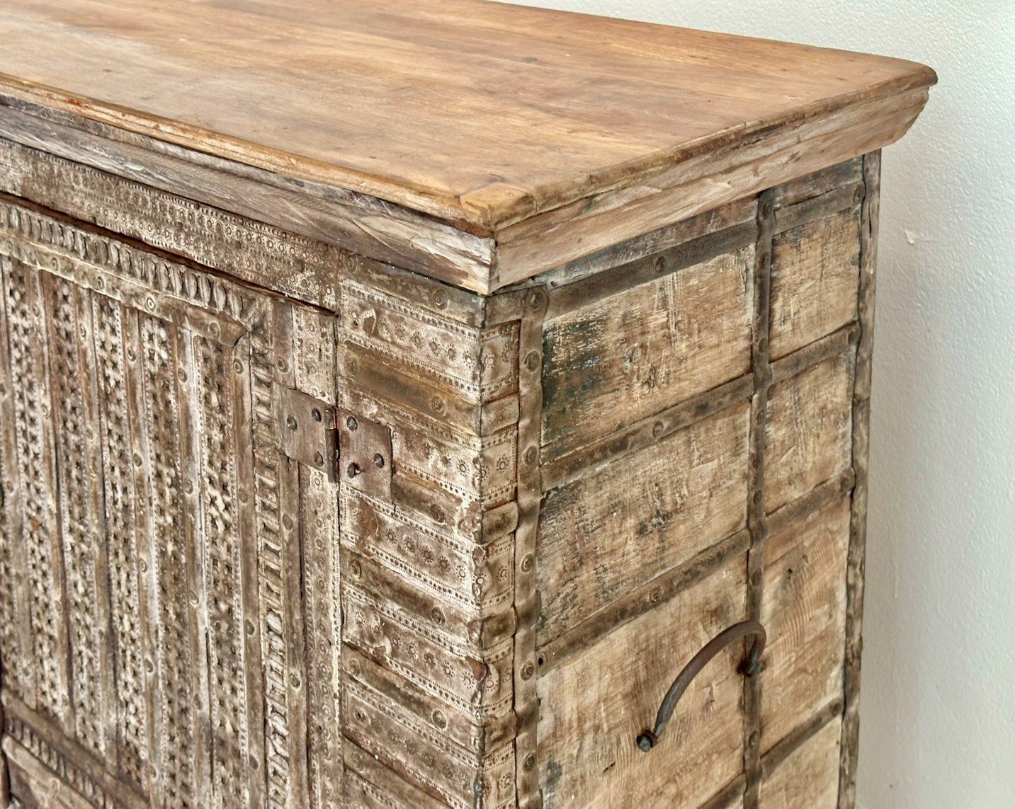  buffet cabinet