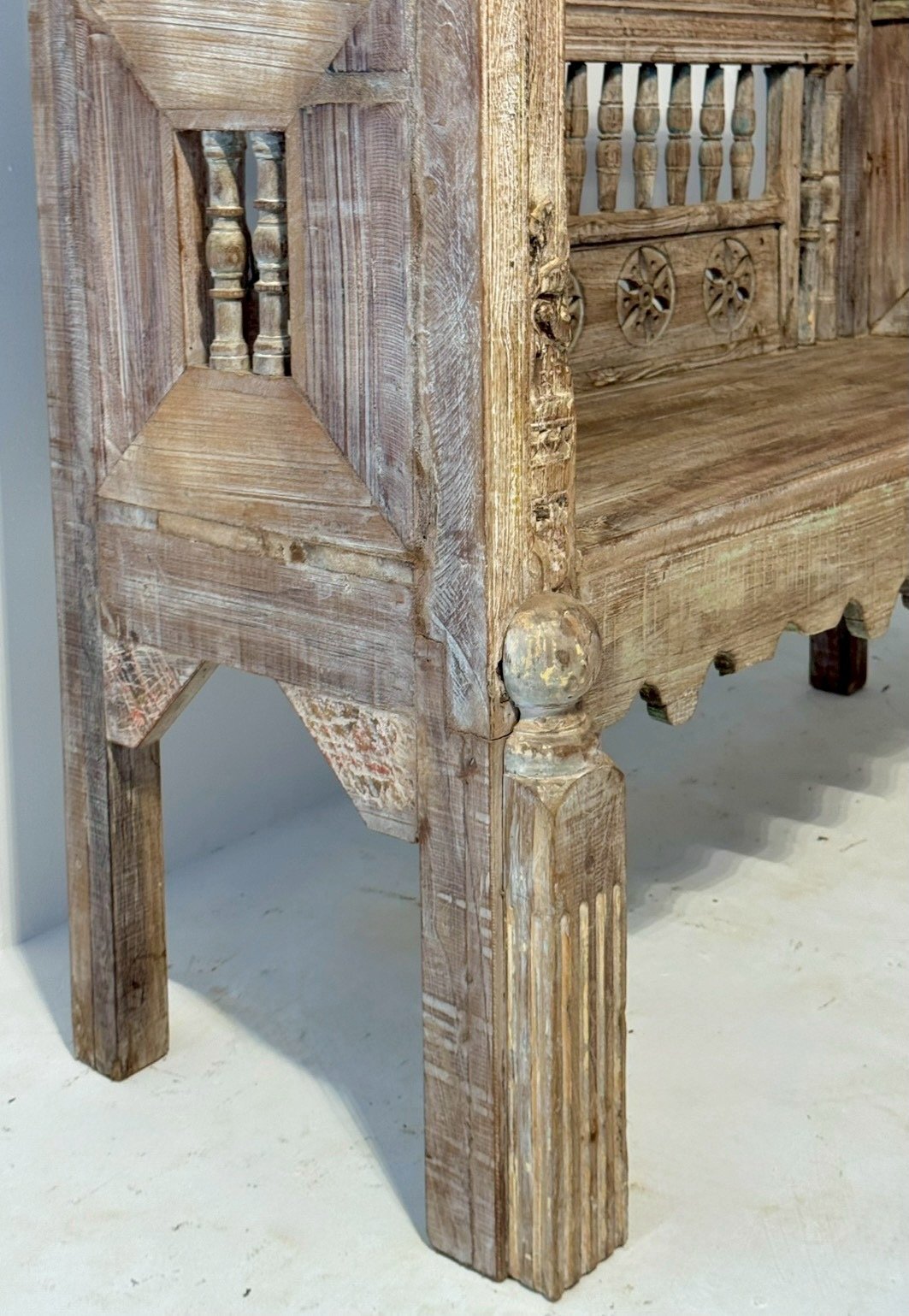 Canopy Carved Bench – High Roof Bench with Traditional Indian Design W179 x D73 x H210 cm - RIVO HOMES