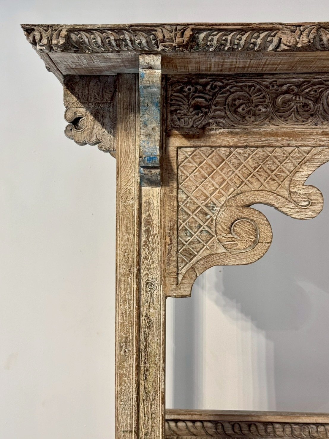 Canopy Carved Bench – High Roof Bench with Traditional Indian Design W179 x D73 x H210 cm - RIVO HOMES