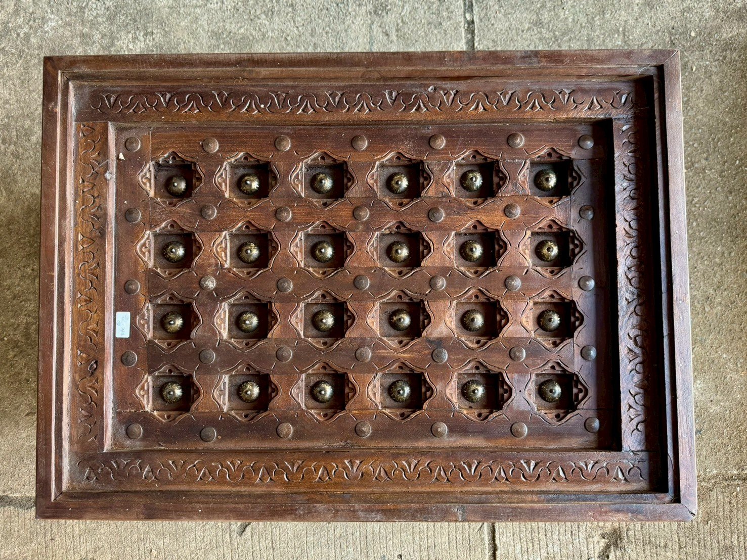 Carved And Brass Fitted Coffee Table – Antique Wooden Coffee Table with Brass Detail W90 x D60 x H45 cm - RIVO HOMES