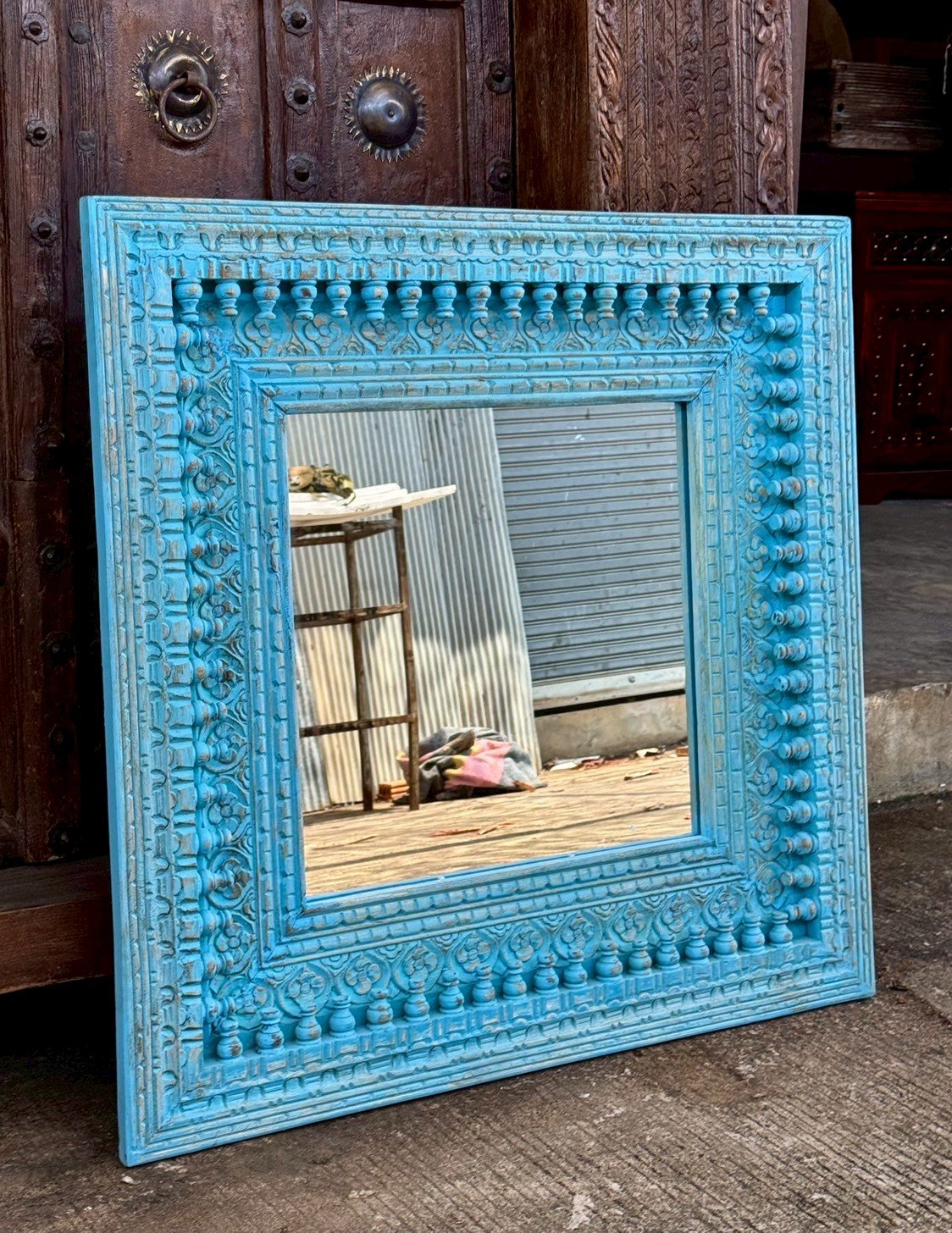 carved square frame