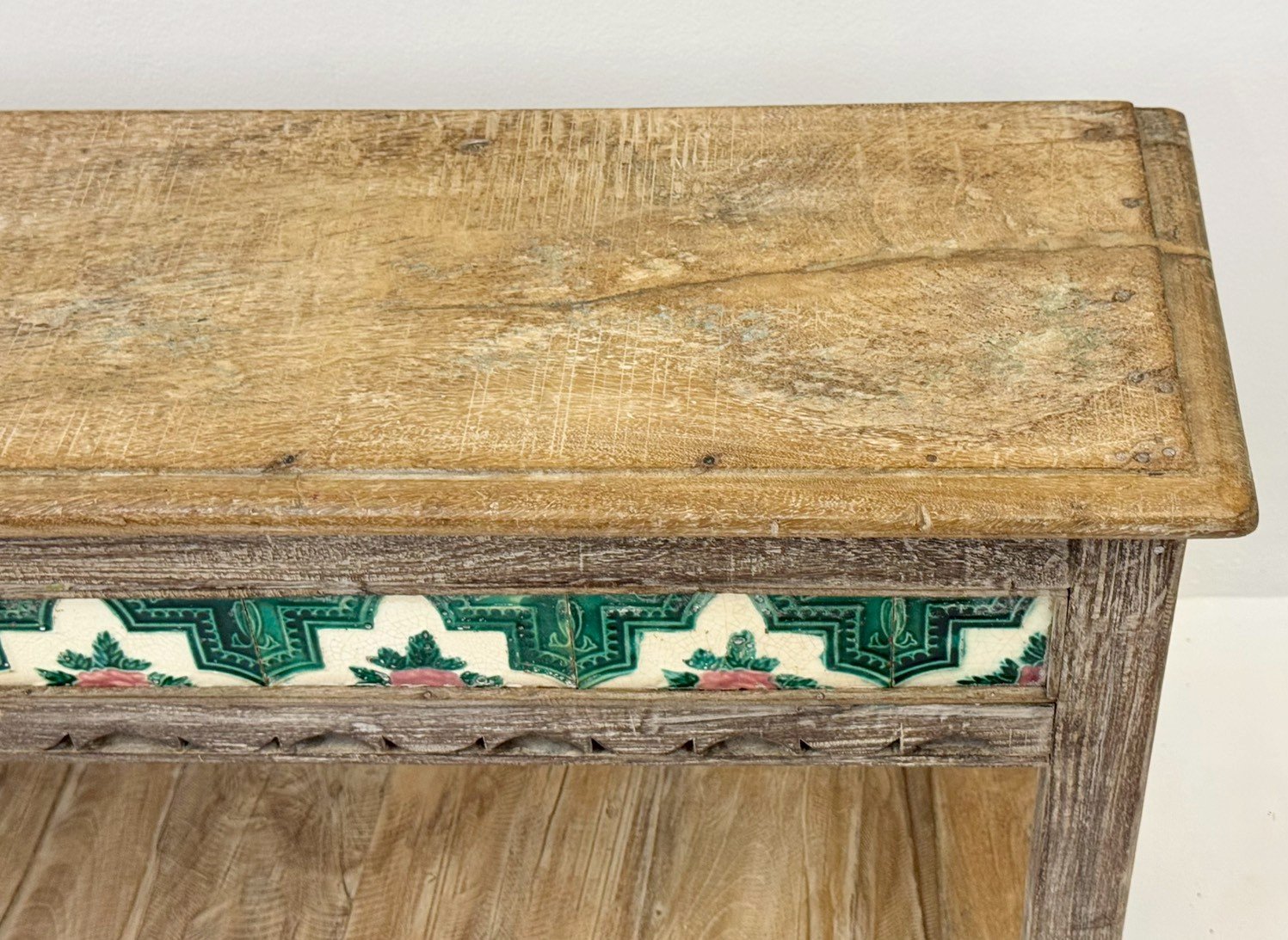Cedar Console Table Extra-Long 224 cm – Vintage Tile Inlays, Intricate Cutout Apron, Functional Lower Shelf, Solid Mango Wood - RIVO HOMES