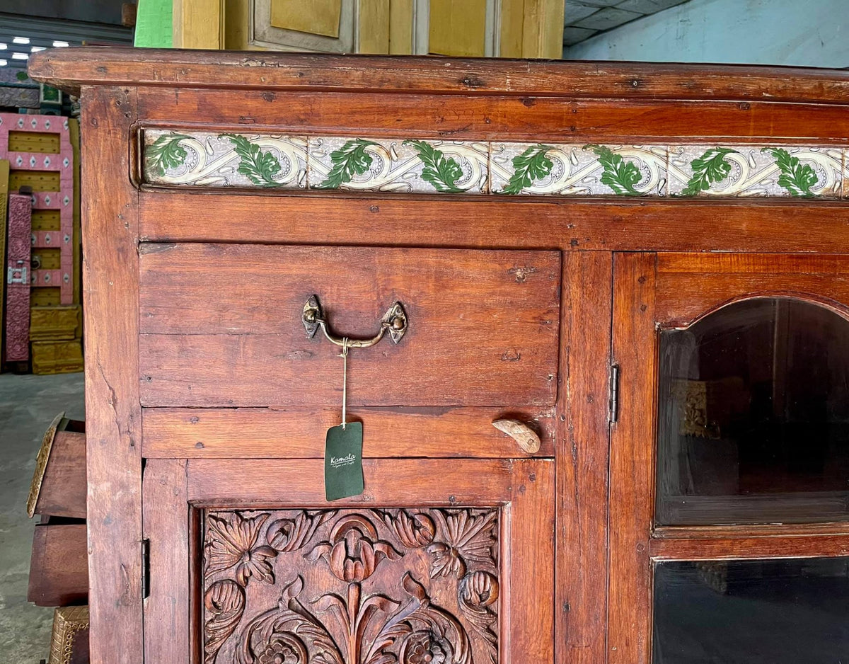 colonial carved sideboard