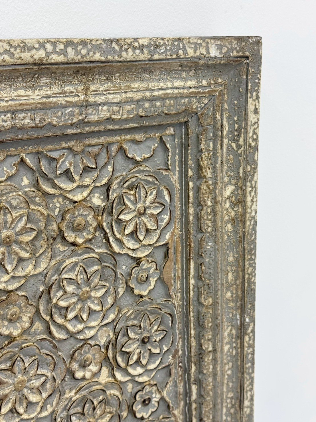 decorative accent piece