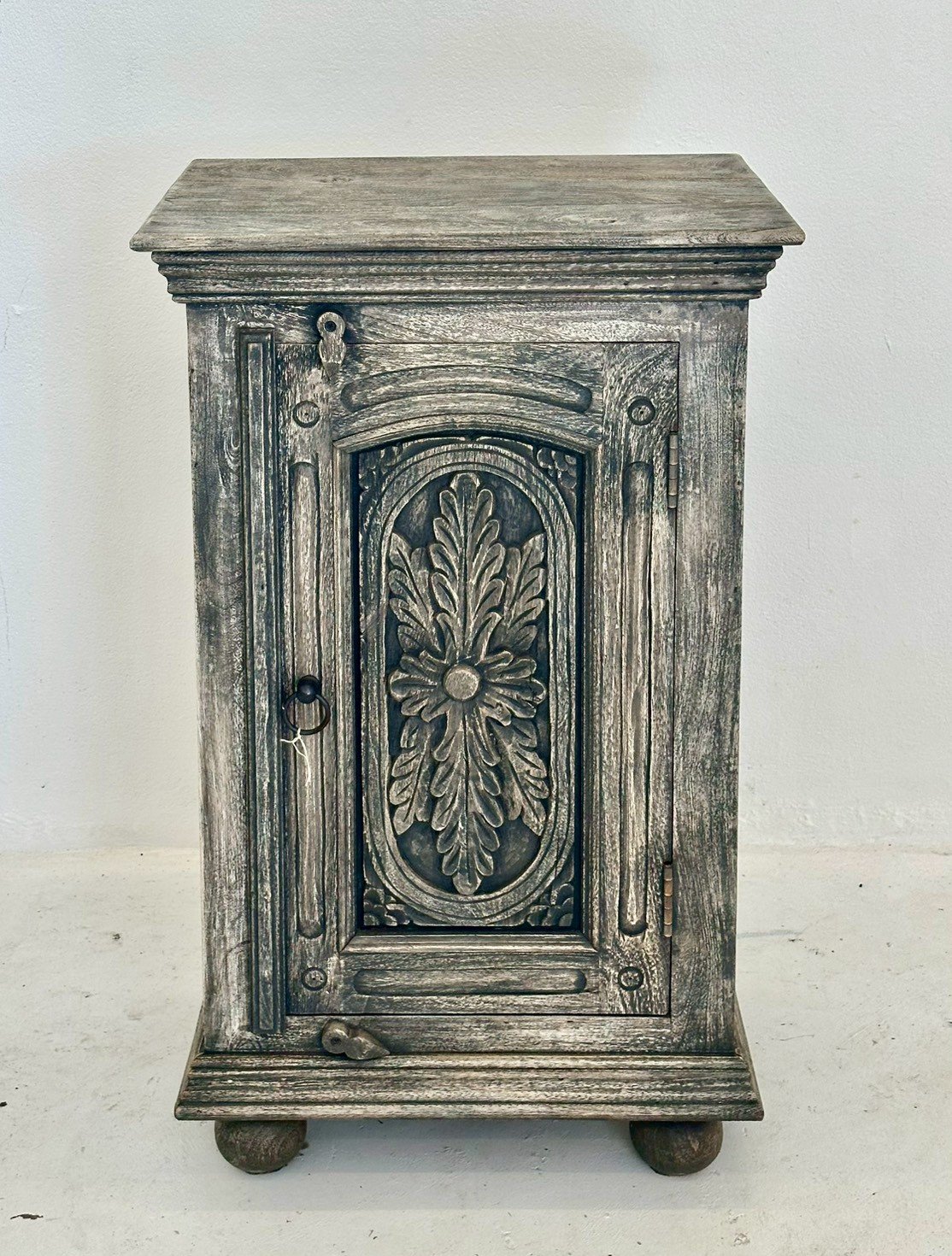 decorative bedside