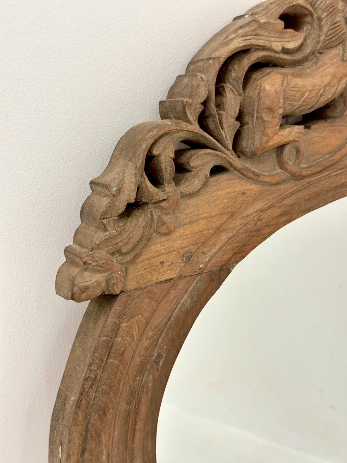 decorative wall mirror