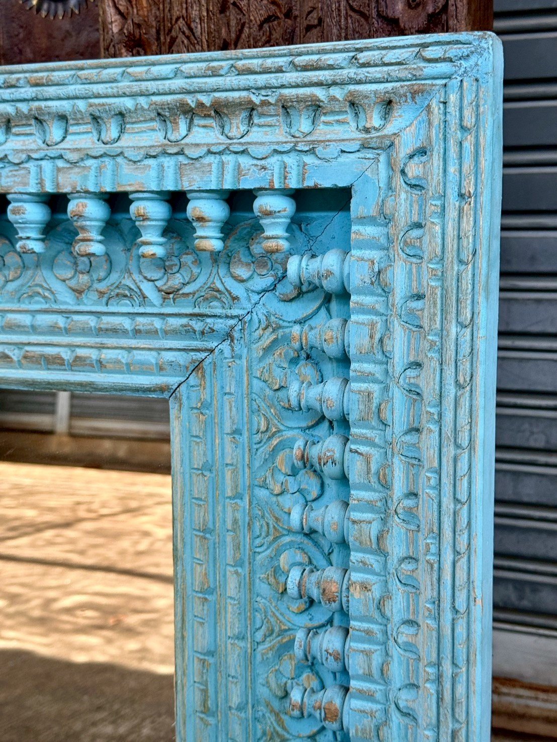 decorative wall mirrors