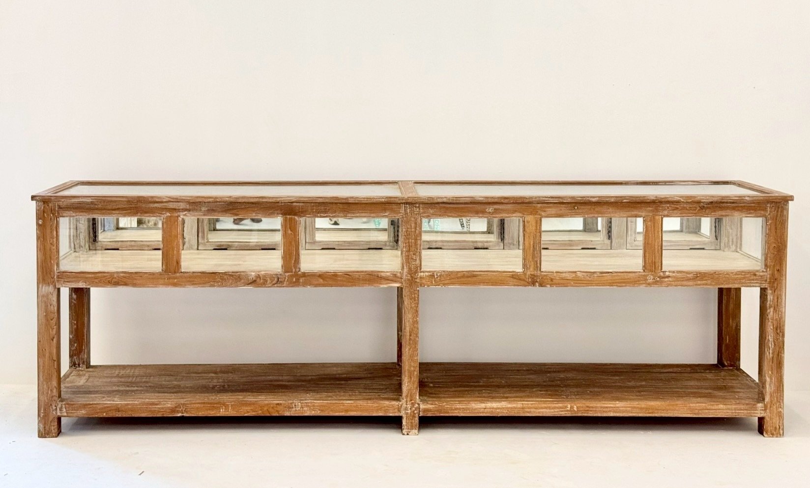Display Glass Table – Extra-Long Jewelry Display Table with Rustic Wood Frame W307 x D65 x H99 cm - RIVO HOMES
