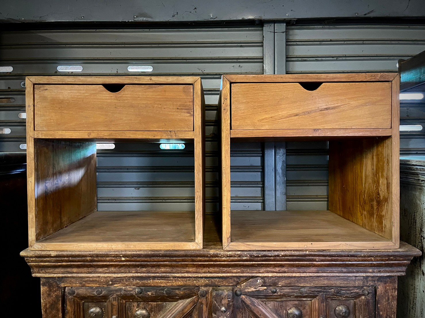 drawer bedside