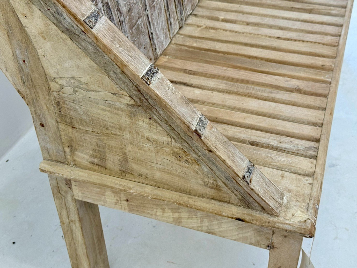 entryway bench