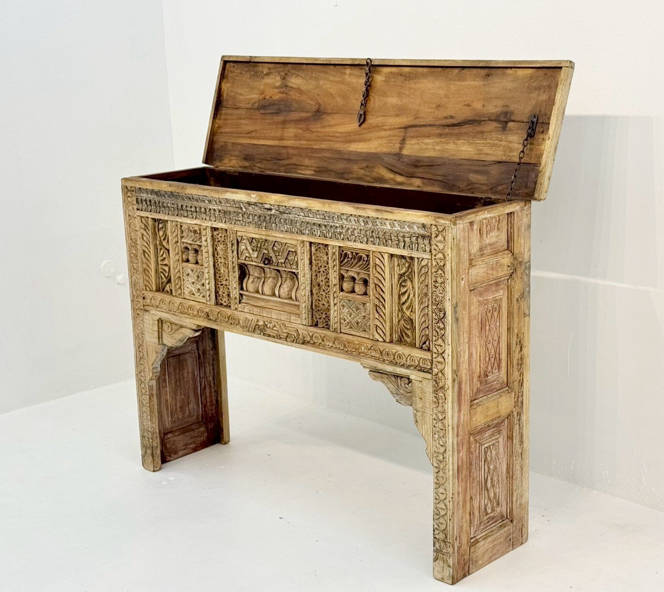 entryway console