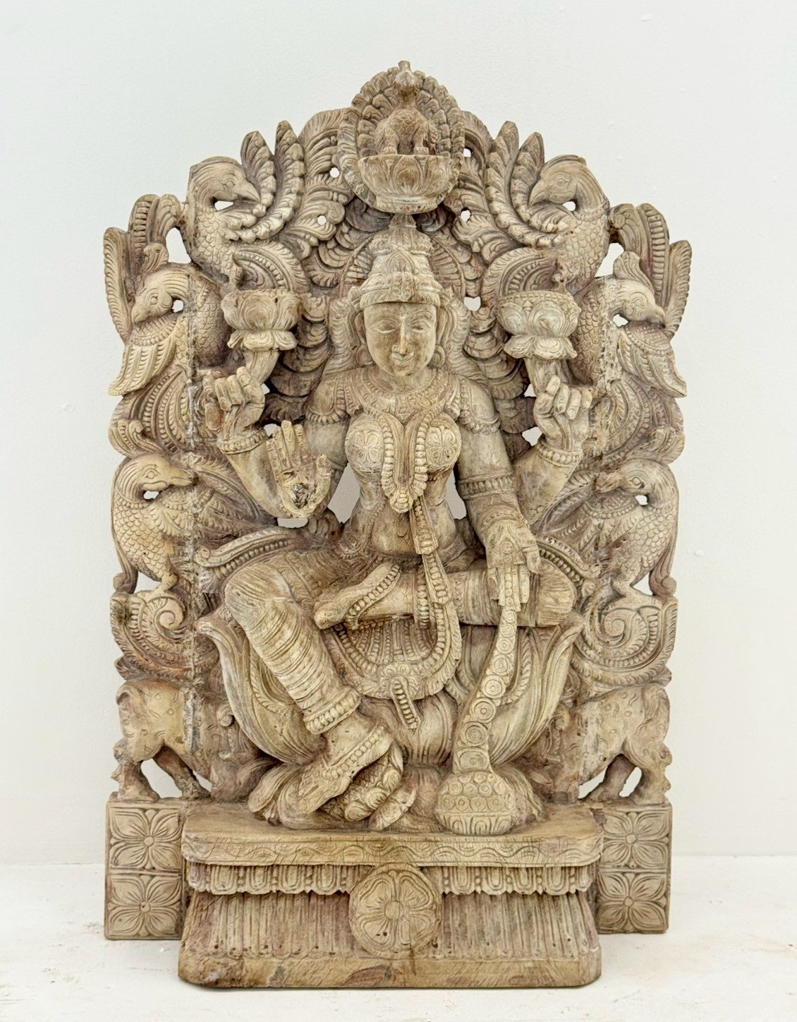 Goddess Lakshmi Hand Carved Statue – Wooden Lakshmi Statue for Mandir and Pooja W64 x D17 x 97 cm - RIVO HOMES