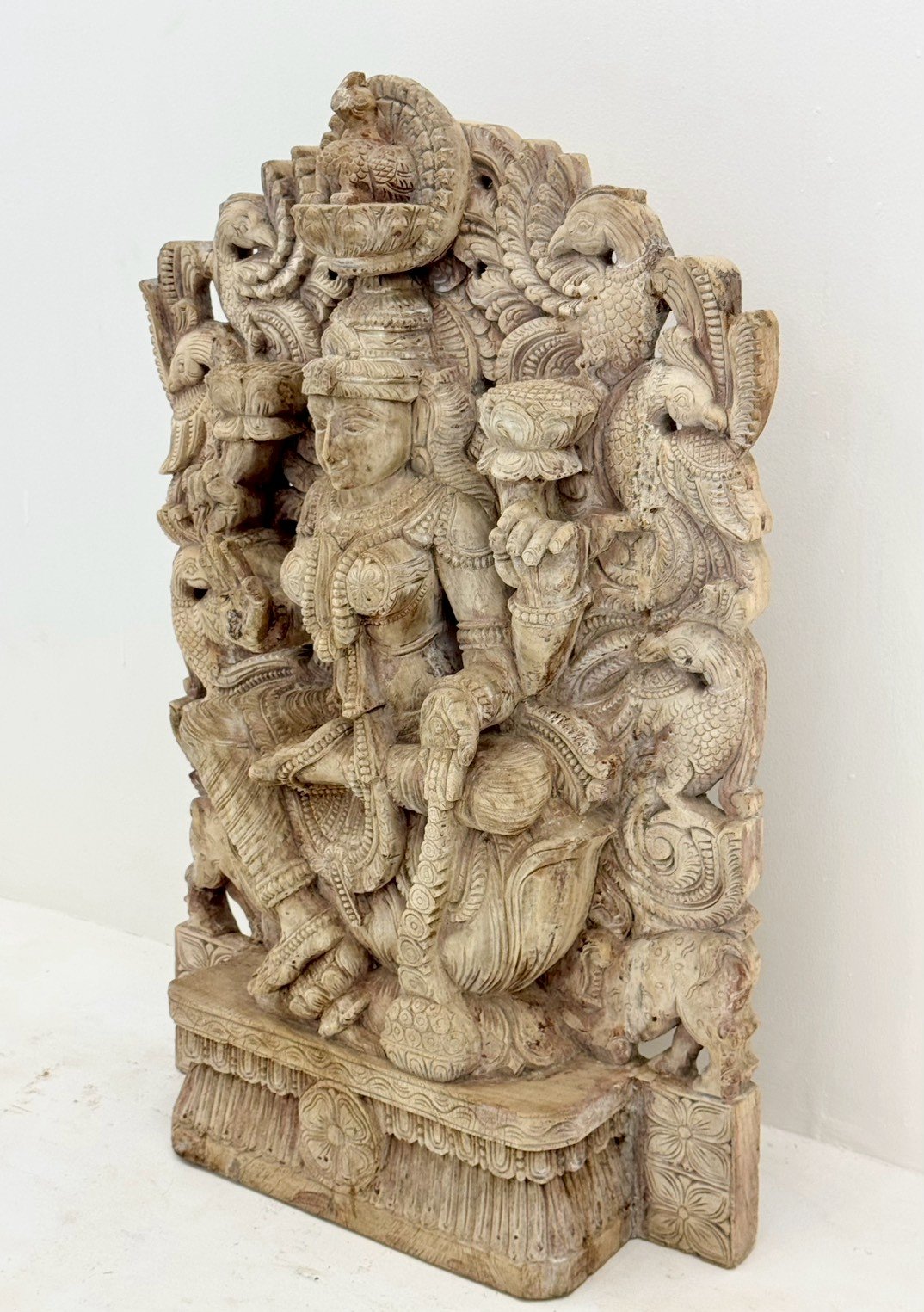 Goddess Lakshmi Hand Carved Statue – Wooden Lakshmi Statue for Mandir and Pooja W64 x D17 x 97 cm - RIVO HOMES