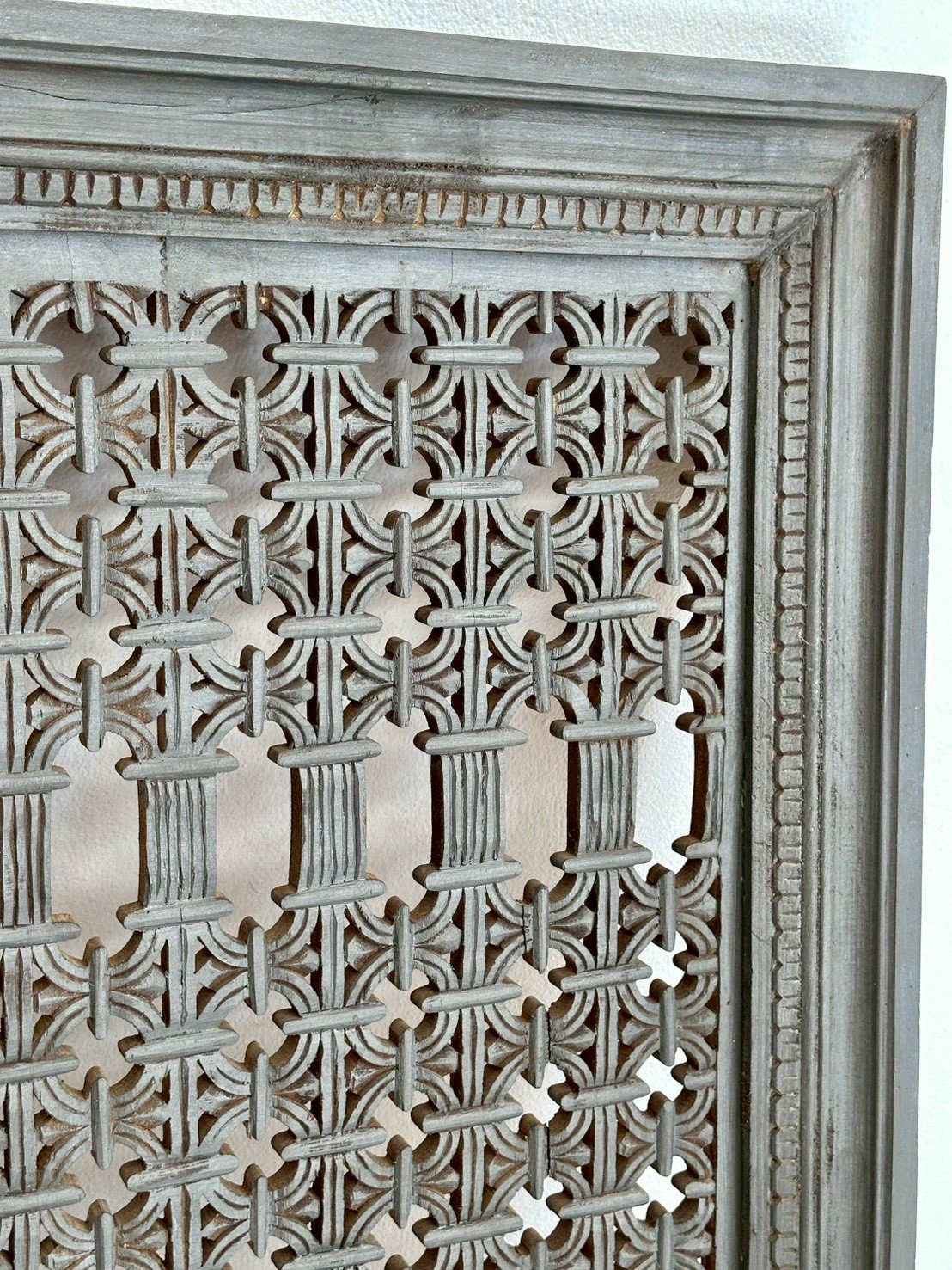 Grey Wash Jaali Wood Panel – Large Wooden Panel with Hand Carving Jali Design W75 x D6 x H106 cm - RIVO HOMES