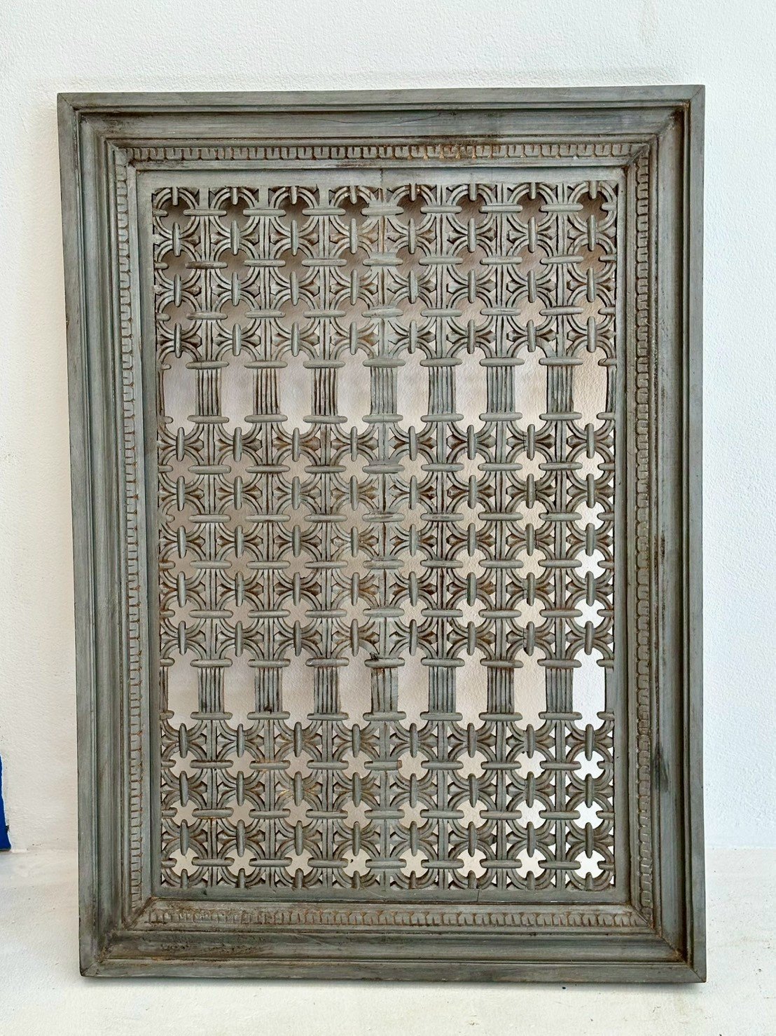 Grey Wash Jaali Wood Panel – Large Wooden Panel with Hand Carving Jali Design W75 x D6 x H106 cm - RIVO HOMES