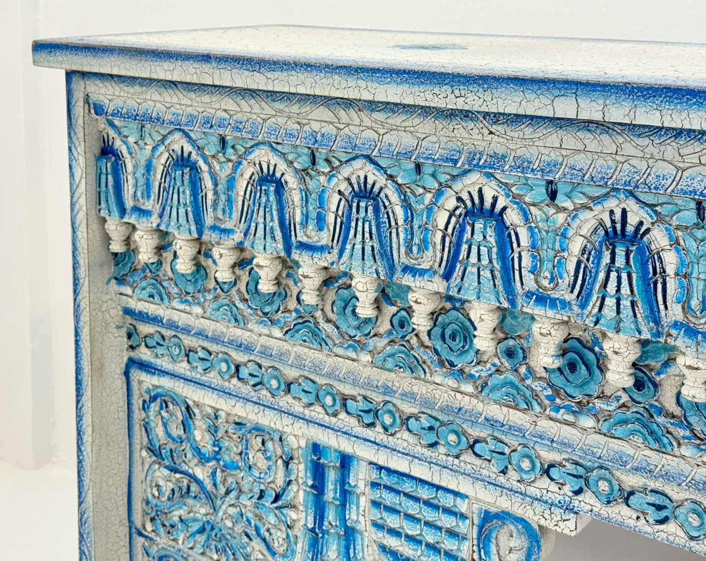 Hail Console Table – Vibrant Teal-Blue Distressed Finish, Intricately Carved Apron with Arches & Openwork, Tapered Legs, Low-Set Open Shelf, Mango Wood, Painted Finish (150 × 38 × 90 cm) - RIVO HOMES