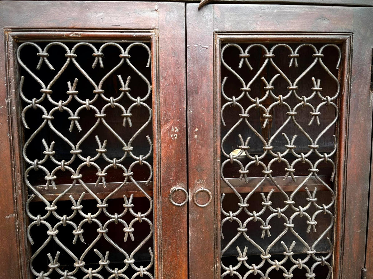  iron lattice sideboard