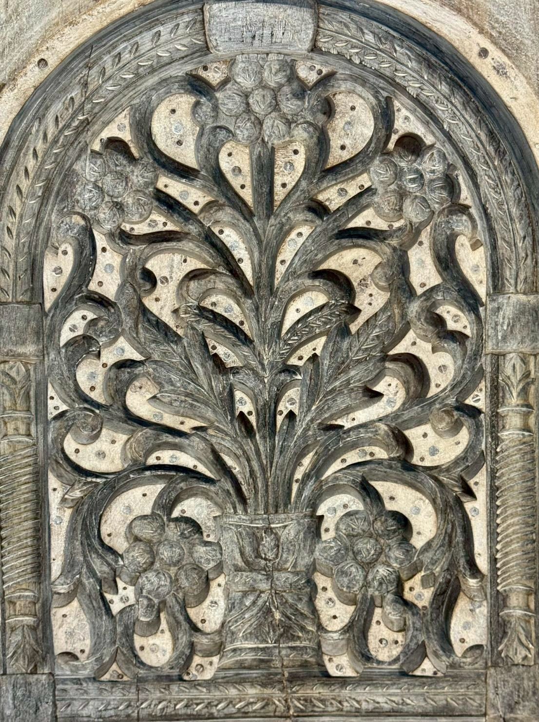 Jarokha Lattice Wooden Panel – Hand Carved Wood Panel with Arched Frame W64 x D10 x H83 cm - RIVO HOMES