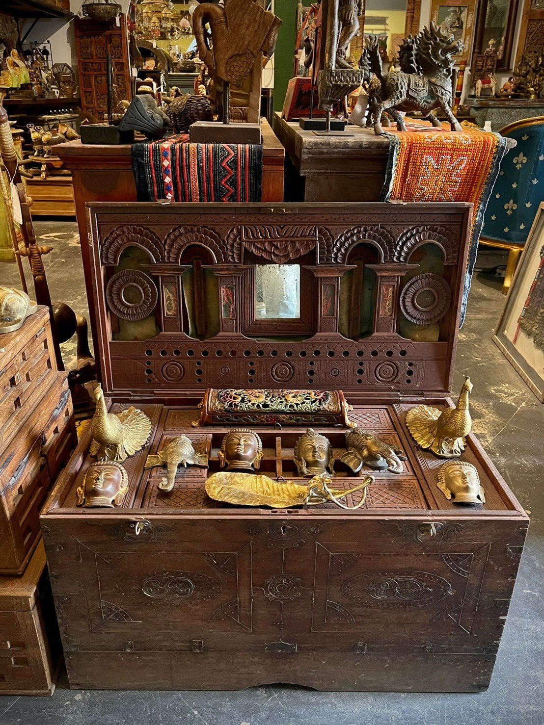 jewelry wooden trunk