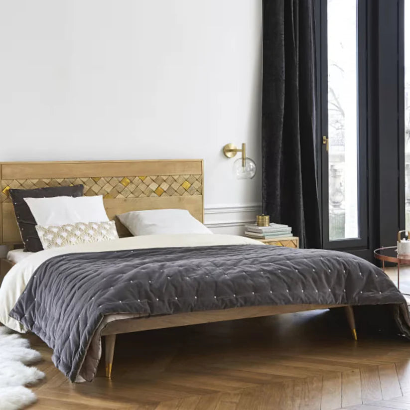 king sized  bed