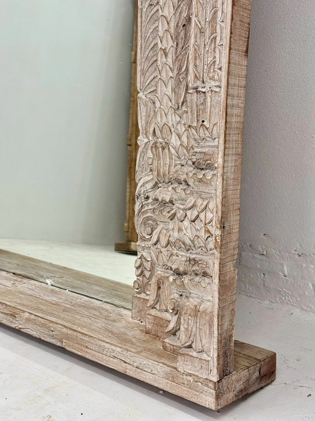 large frame mirrors