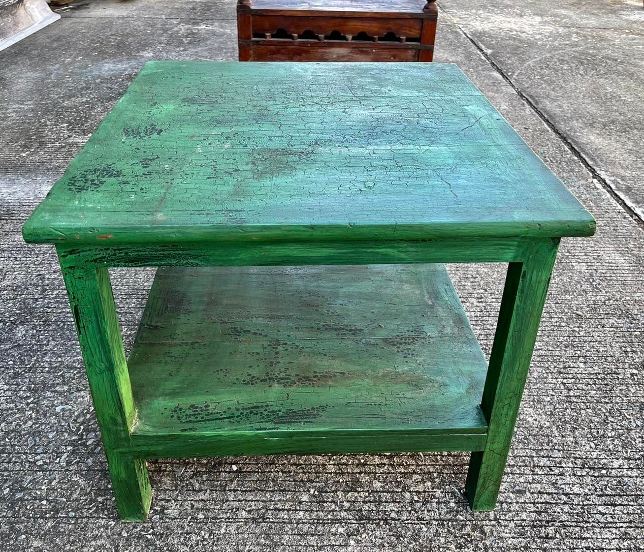 lower shelf wood table