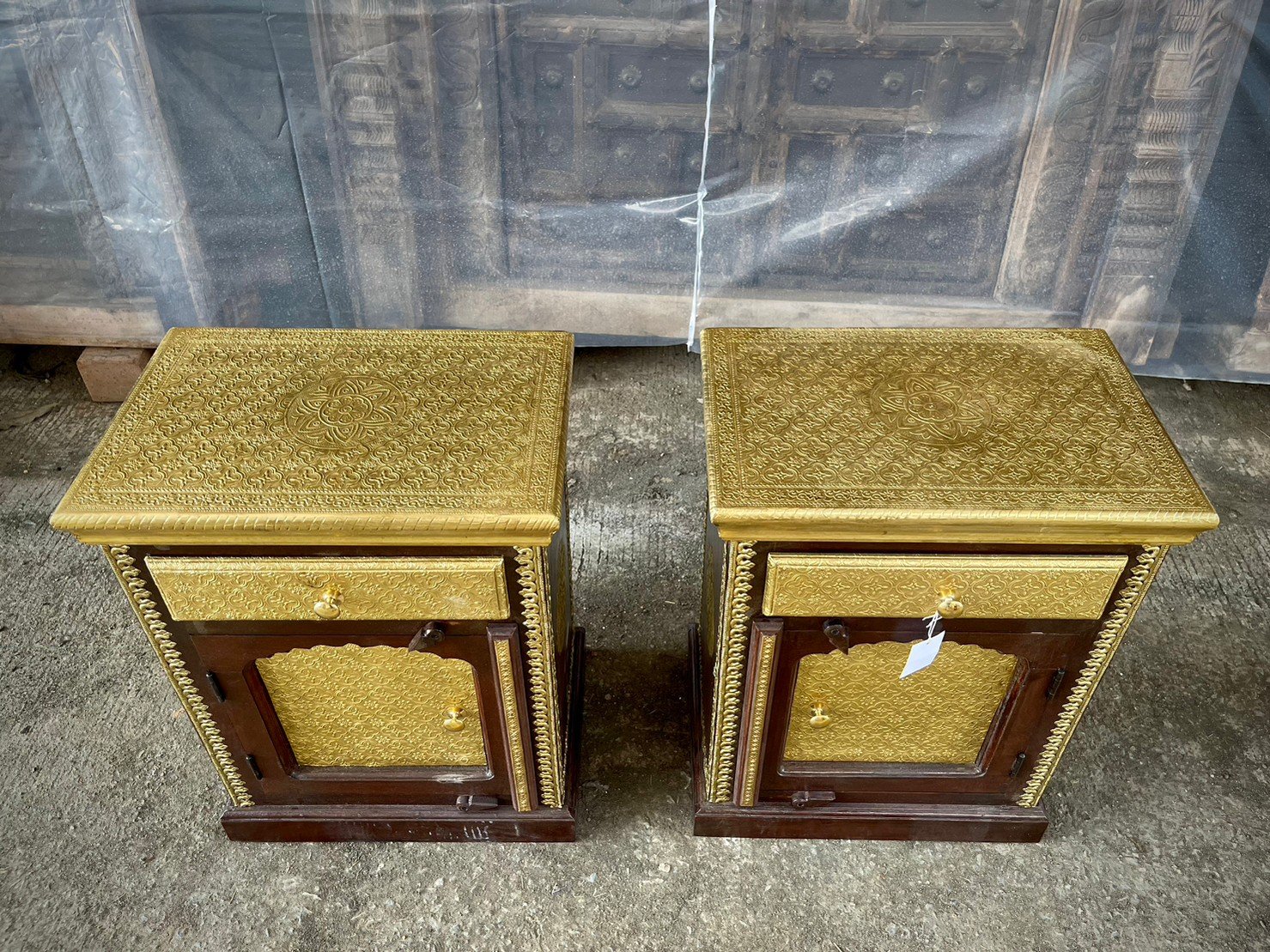  luxury bedsides
