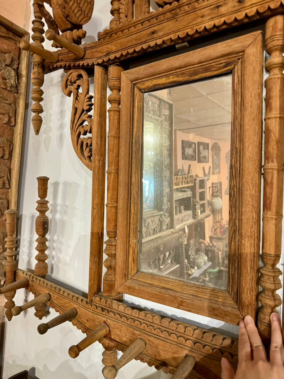  luxury frame mirror
