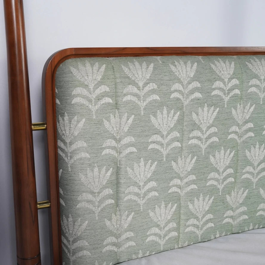 mango wood bed